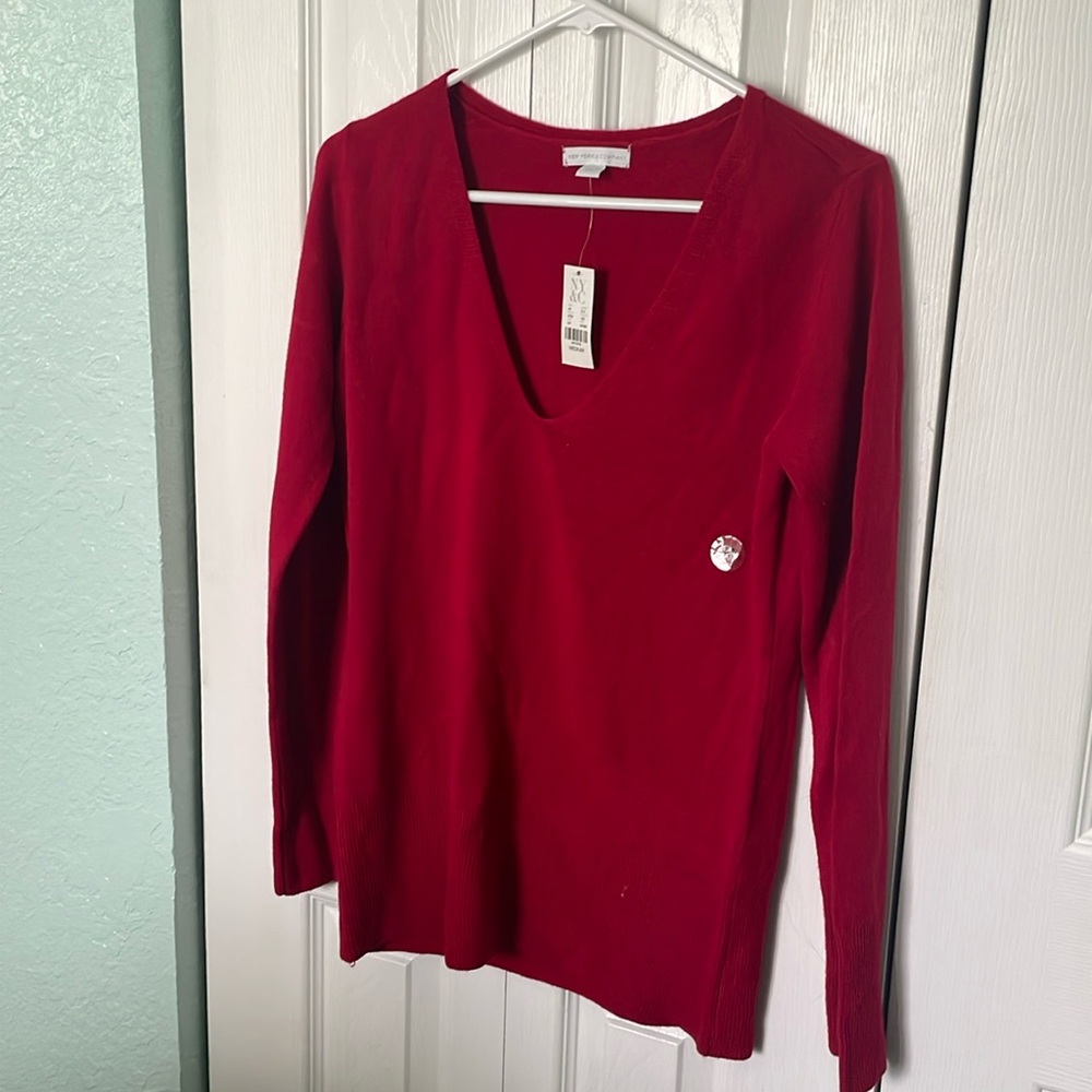 New York and Company V-neck sweater. Size M. Cherry red. NWT